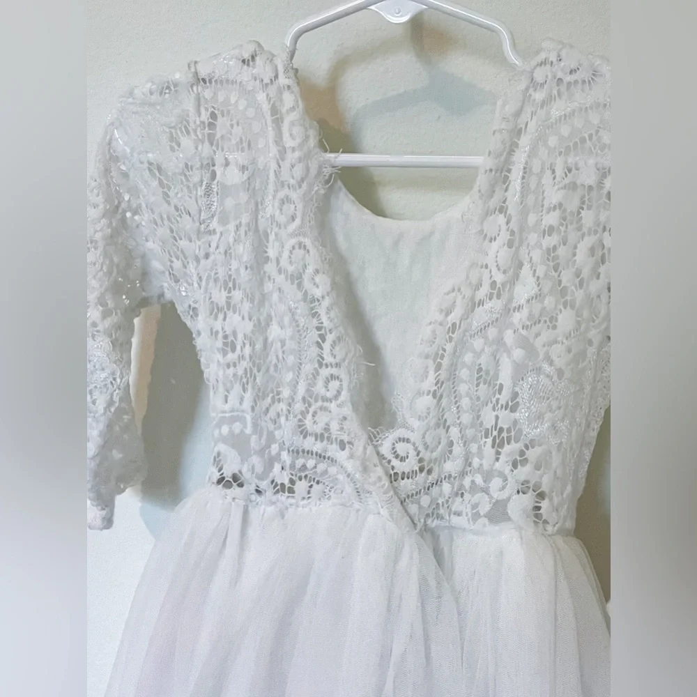 Girls White Lace Quarter Sleeve Long Tulle Dress - Picture 3 of 5